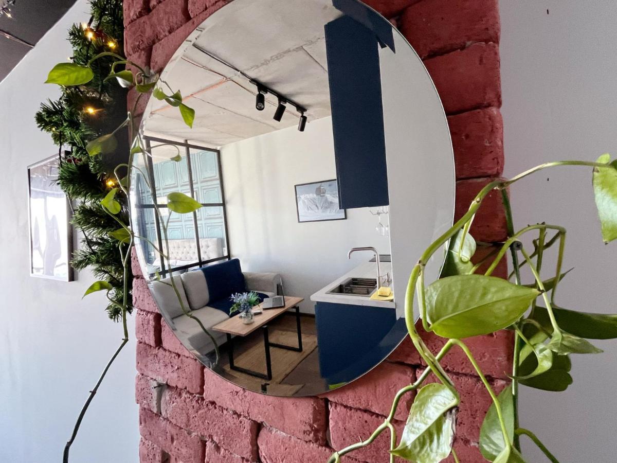 Twins Apartment Deluxe, New 구다우리 외부 사진